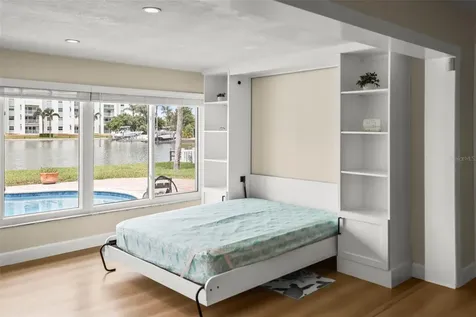 6360 2nd Palm Point St Petersburg FL 33706