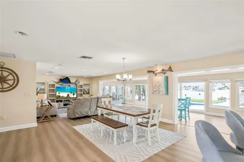 6360 2nd Palm Point St Petersburg FL 33706