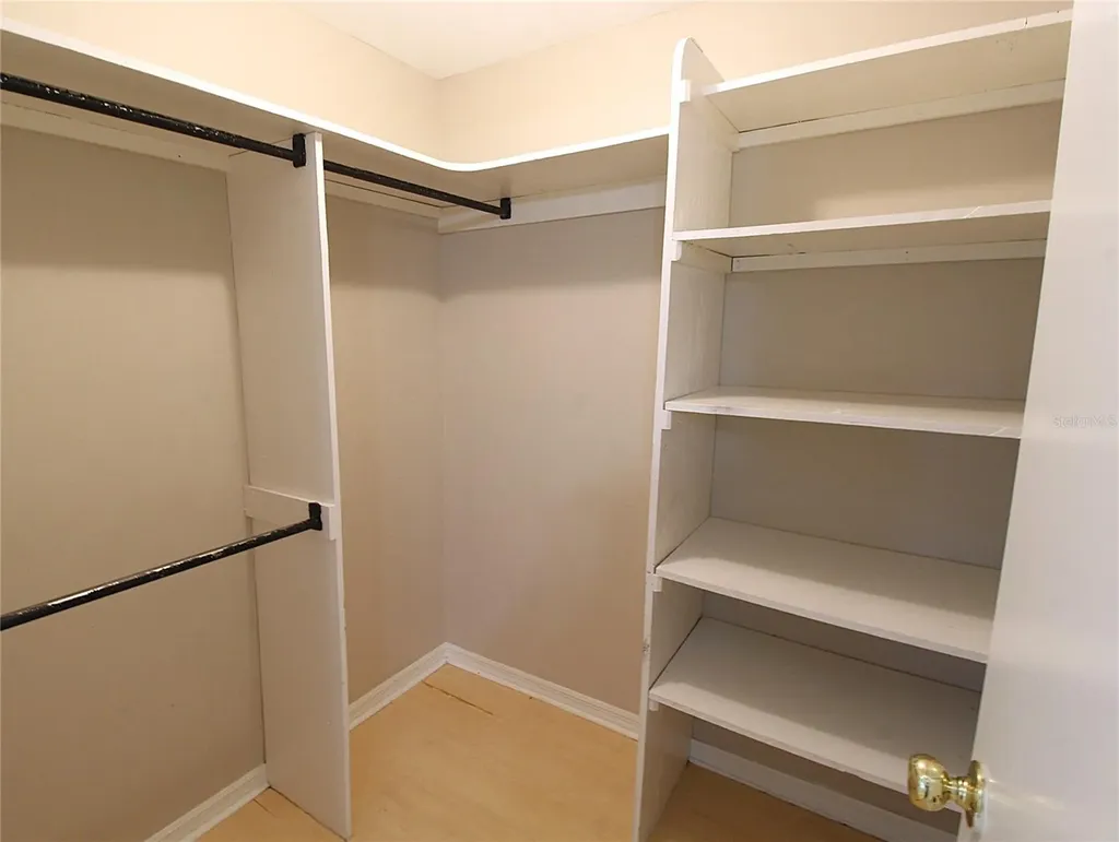 2516 E Milmar Drive Sarasota FL 34237