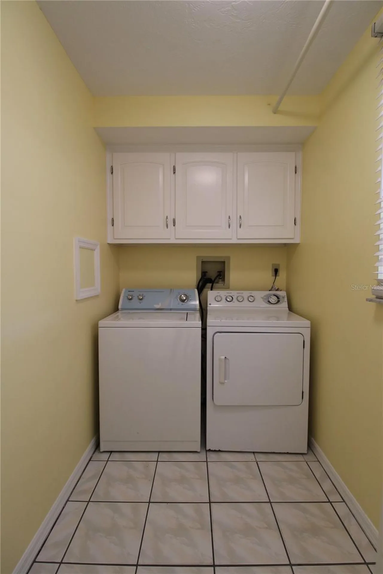 2516 E Milmar Drive Sarasota FL 34237