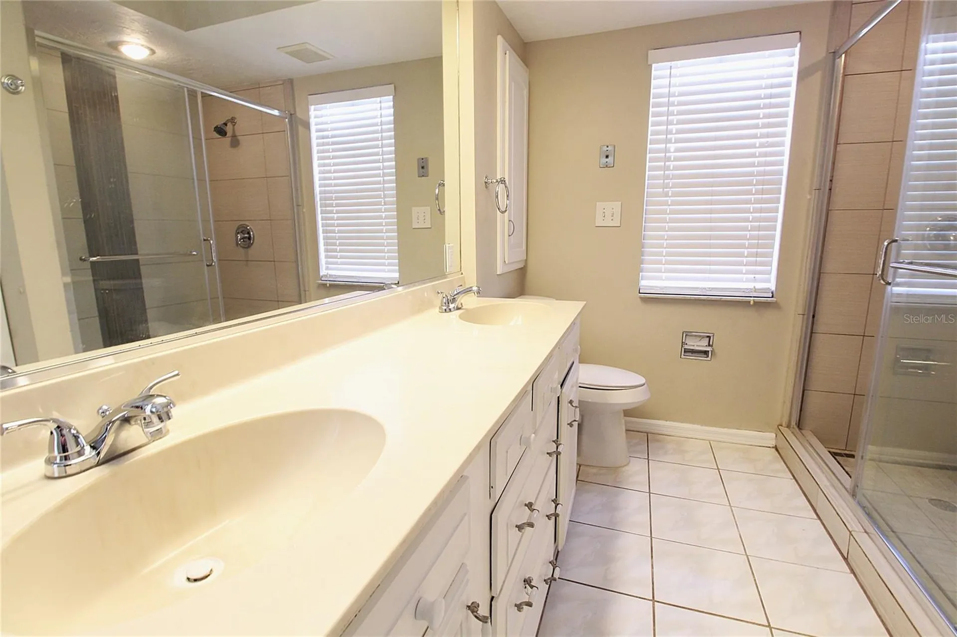 2516 E Milmar Drive Sarasota FL 34237