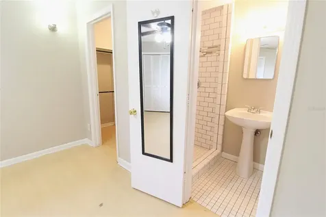 2516 E Milmar Drive Sarasota FL 34237