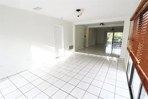 2516 E Milmar Drive Sarasota FL 34237