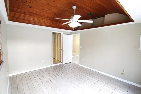 2516 E Milmar Drive Sarasota FL 34237