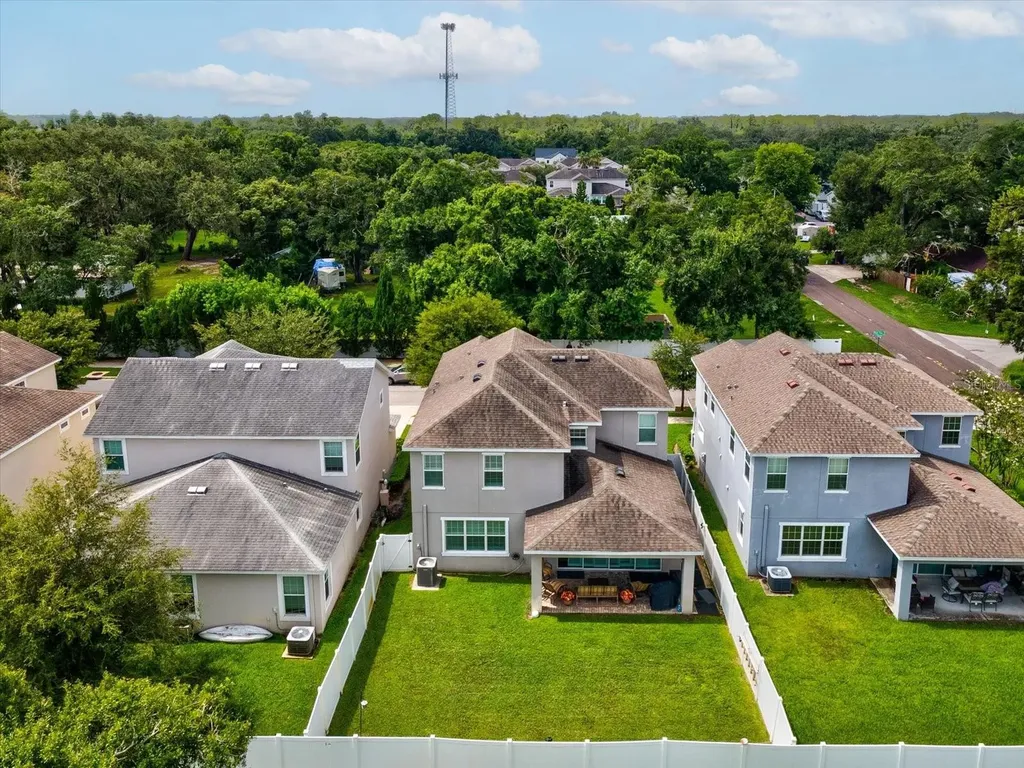 7117 Park Tree Drive Tampa FL 33625