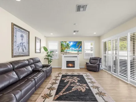 7117 Park Tree Drive Tampa FL 33625