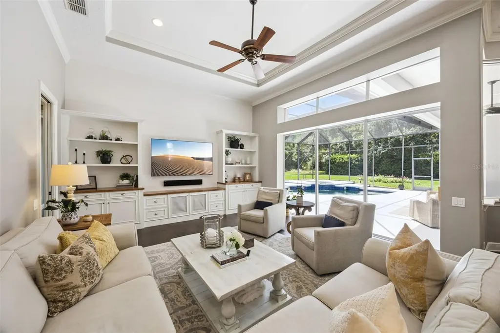 657 Shadowmoss Circle Lake Mary FL 32746
