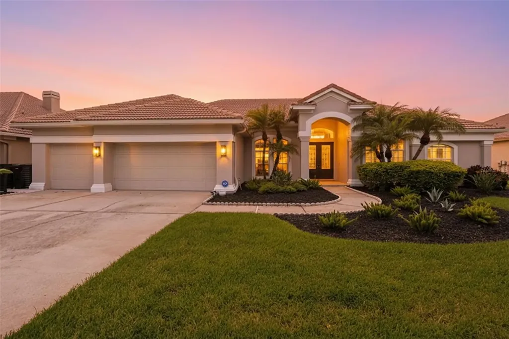 4618 Avenue Longchamps Lutz FL 33558