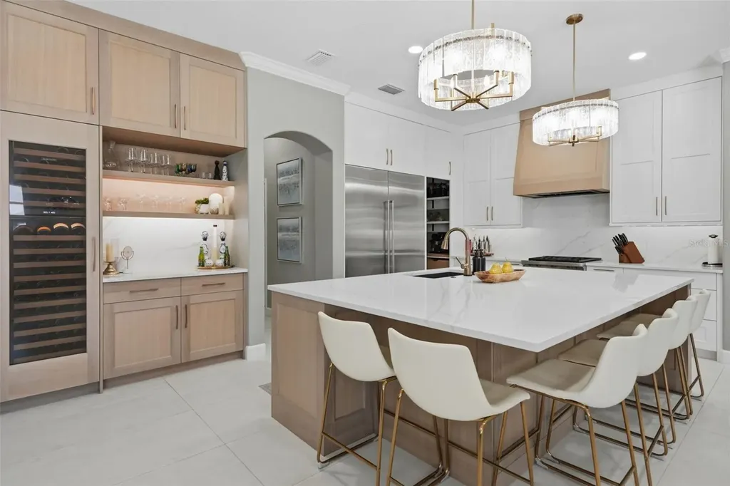 4618 Avenue Longchamps Lutz FL 33558