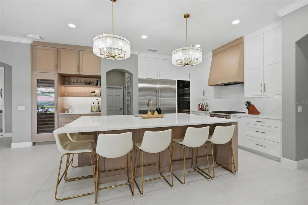 4618 Avenue Longchamps Lutz FL 33558
