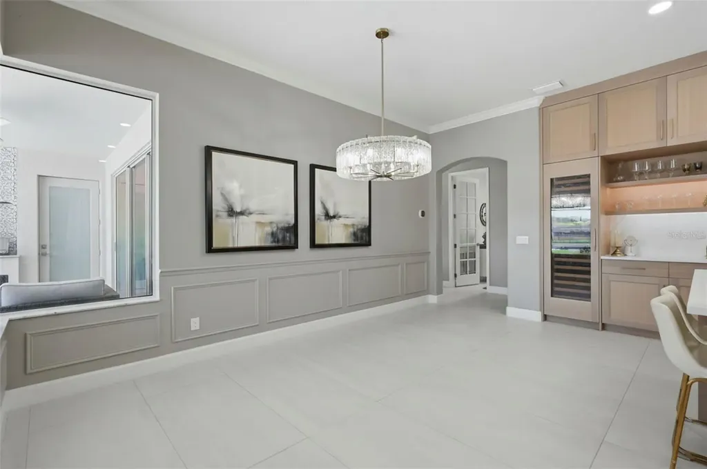 4618 Avenue Longchamps Lutz FL 33558
