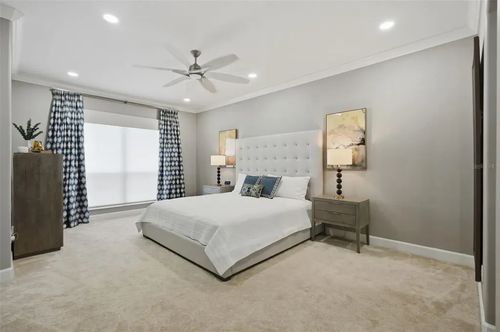 4618 Avenue Longchamps Lutz FL 33558
