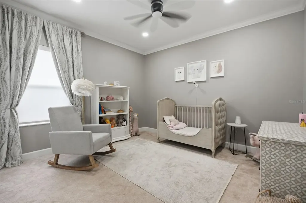 4618 Avenue Longchamps Lutz FL 33558