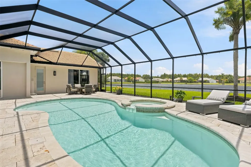 4618 Avenue Longchamps Lutz FL 33558