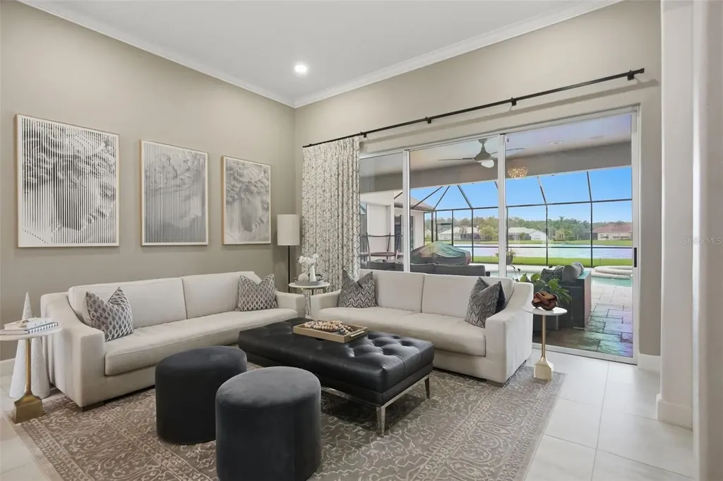 4618 Avenue Longchamps Lutz FL 33558