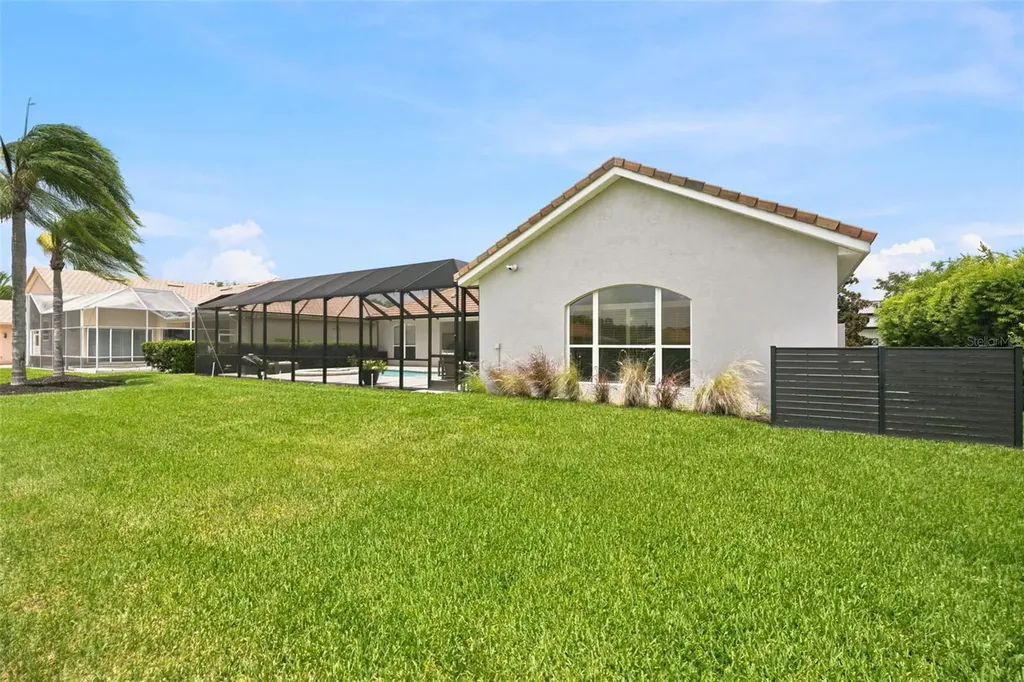 4618 Avenue Longchamps Lutz FL 33558