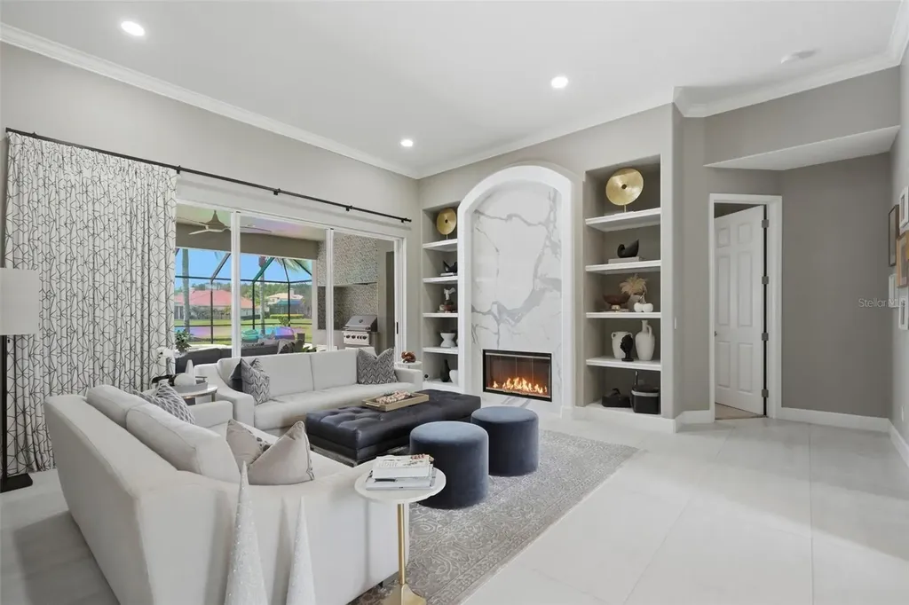4618 Avenue Longchamps Lutz FL 33558