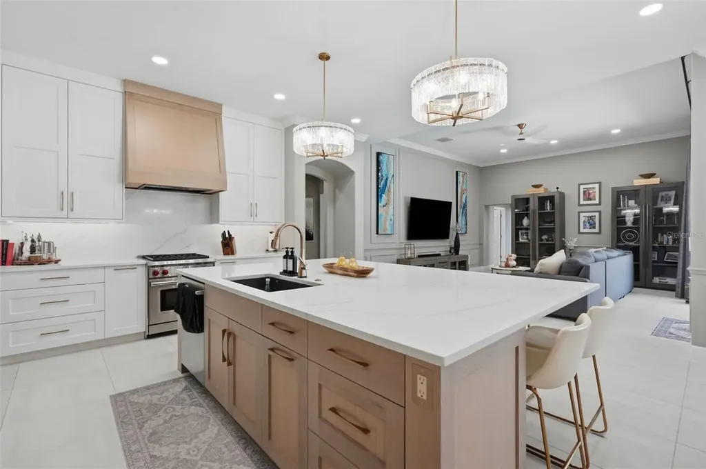 4618 Avenue Longchamps Lutz FL 33558