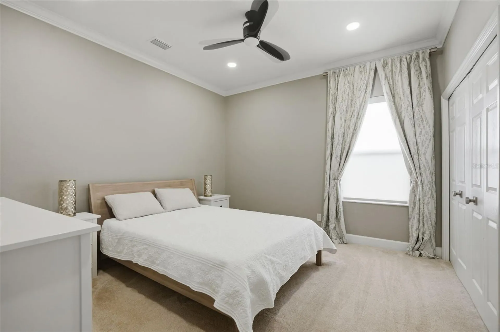 4618 Avenue Longchamps Lutz FL 33558