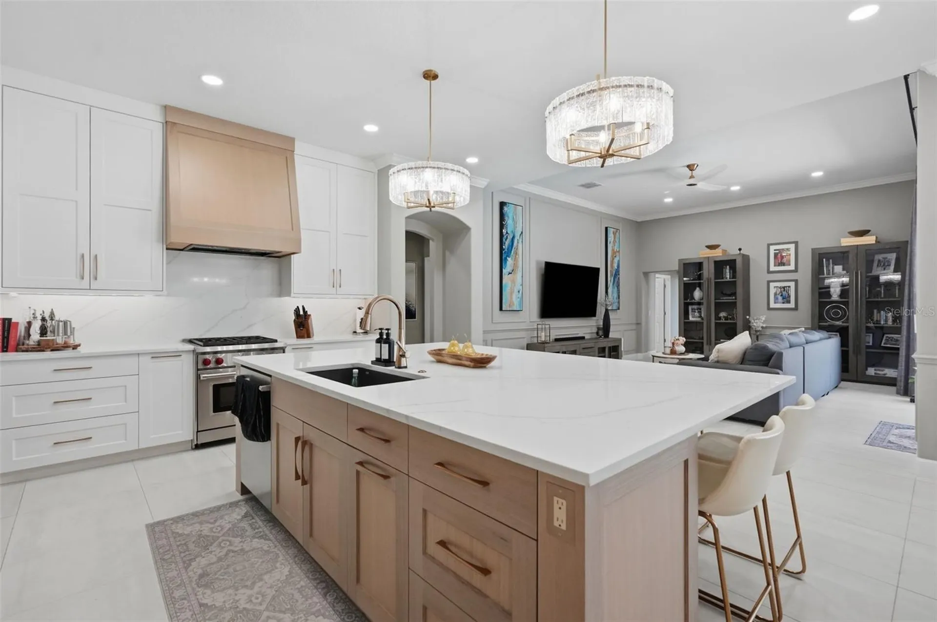 4618 Avenue Longchamps Lutz FL 33558