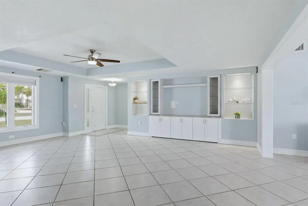 1925 Oregon Trail Englewood FL 34224