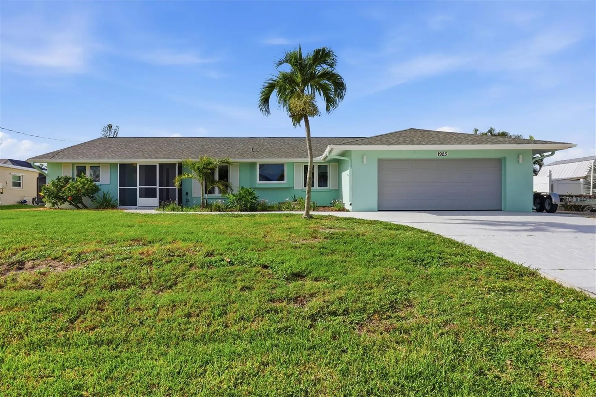 1925 Oregon Trail Englewood FL 34224