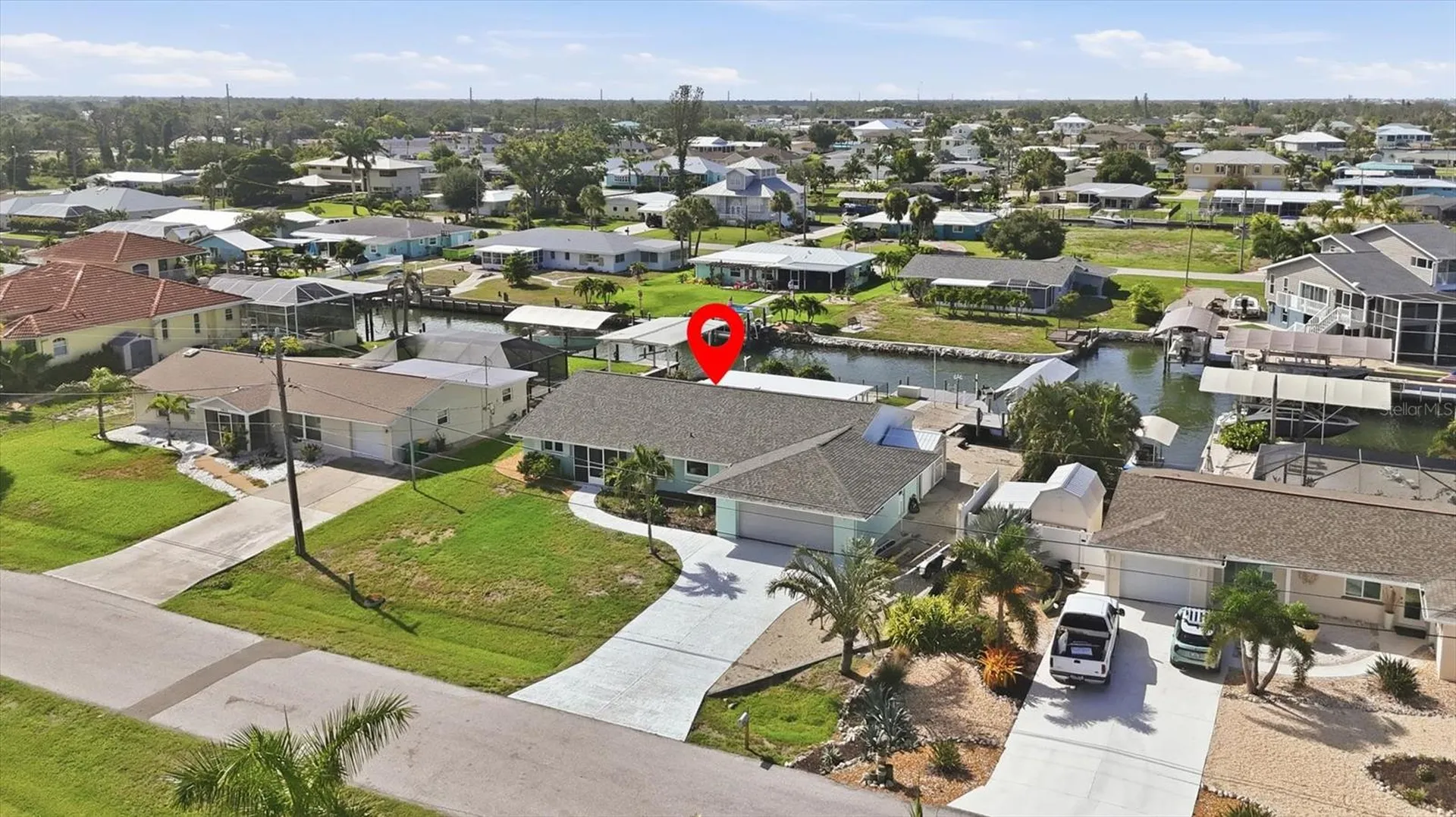 1925 Oregon Trail Englewood FL 34224