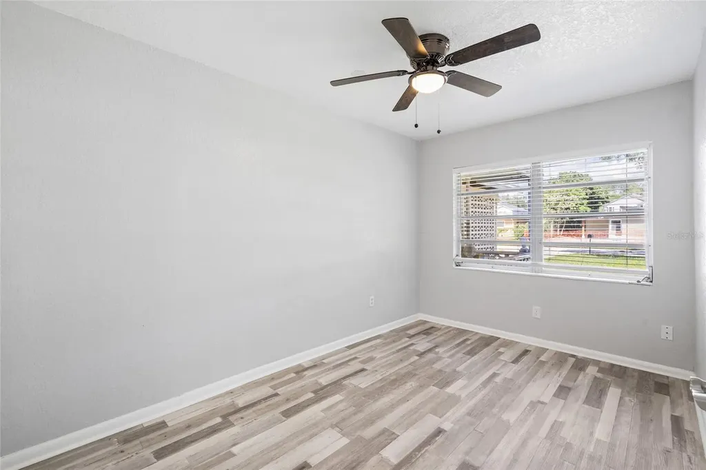206 N Gunlock Avenue Tampa FL 33609