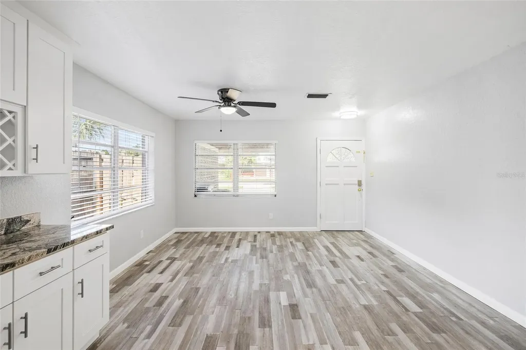 206 N Gunlock Avenue Tampa FL 33609
