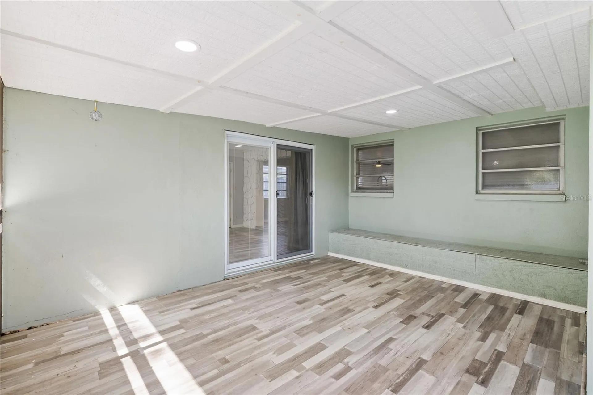 206 N Gunlock Avenue Tampa FL 33609