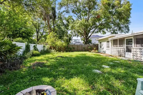 206 N Gunlock Avenue Tampa FL 33609