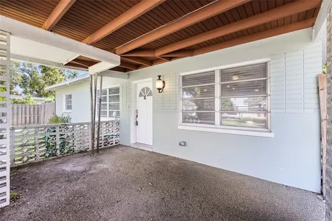206 N Gunlock Avenue Tampa FL 33609