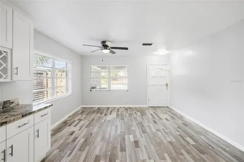 206 N Gunlock Avenue Tampa FL 33609