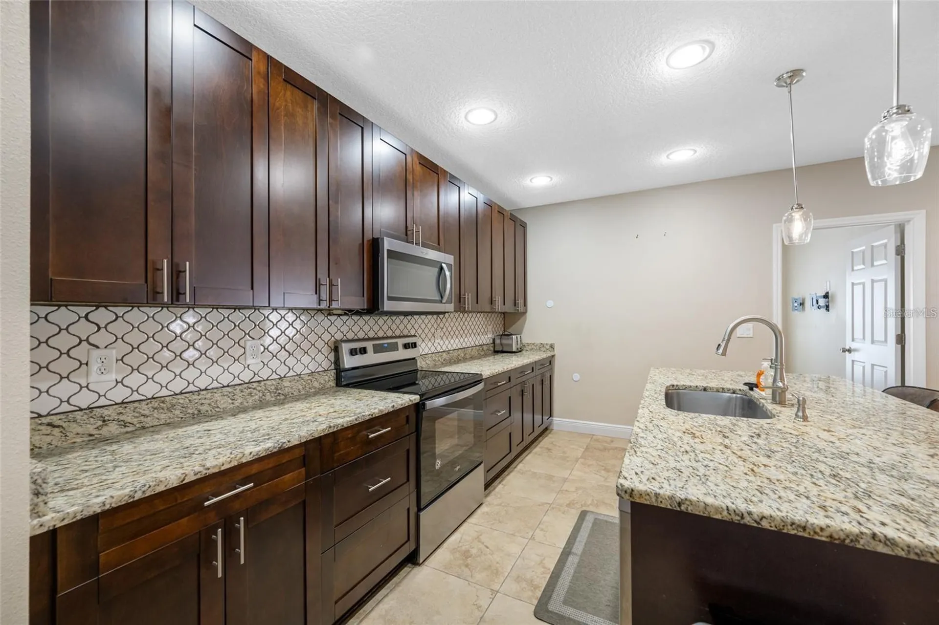 230 Clayton Street Brandon FL 33511