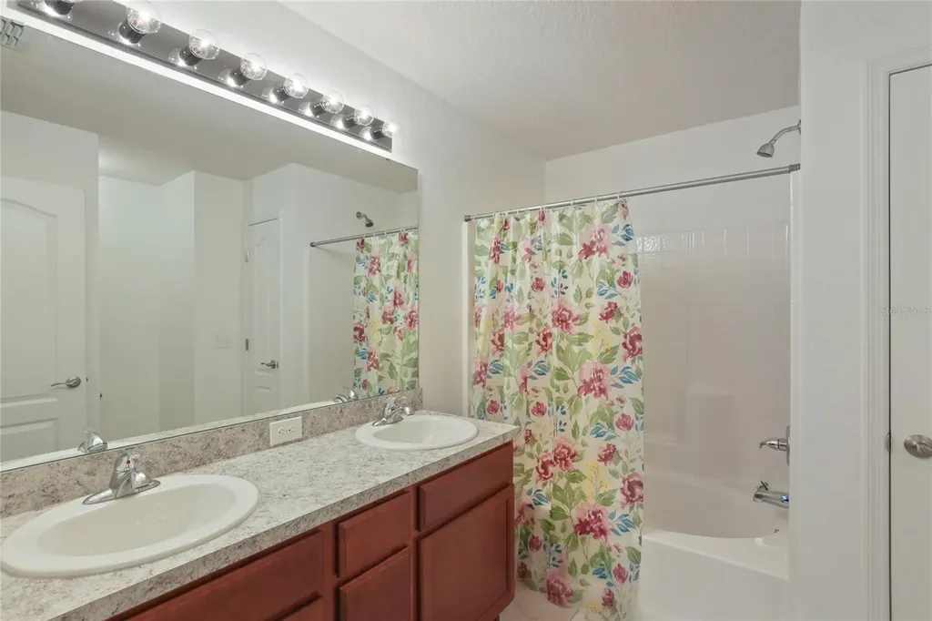 109 James Circle Lake Alfred FL 33850