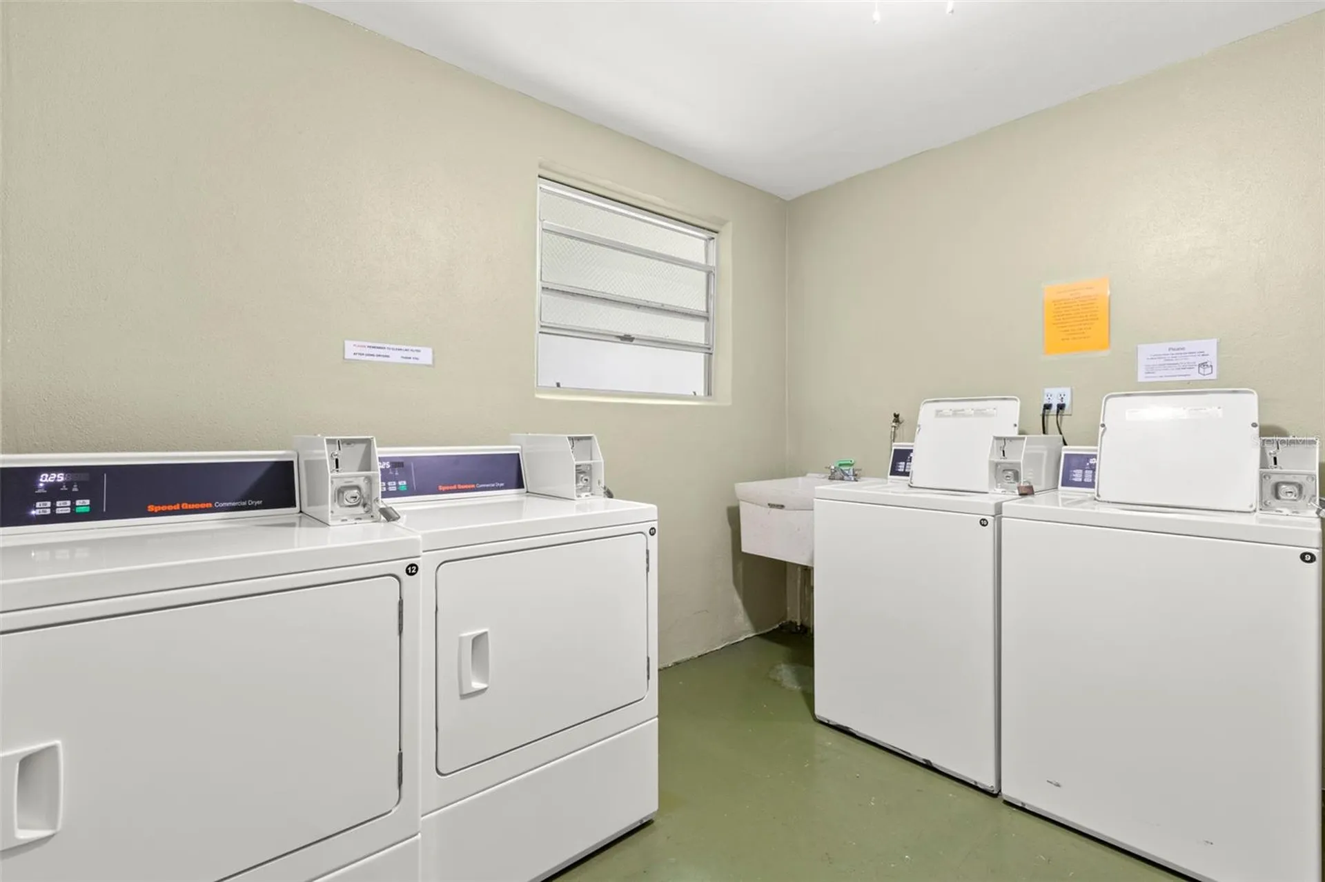 4890 Bay Street NE St Petersburg FL 33703
