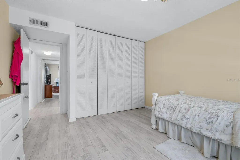 7701 Starkey Road Seminole FL 33777