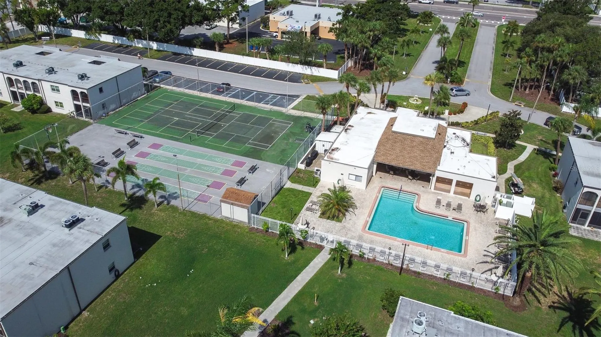 7701 Starkey Road Seminole FL 33777
