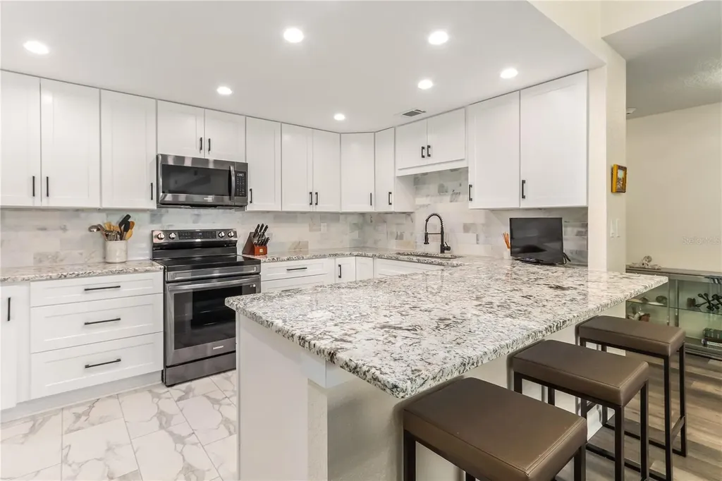 4 Belleview Boulevard Clearwater FL 33756