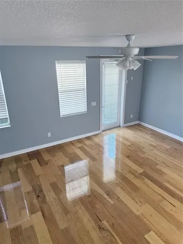 1650 Napoli Sarasota FL 34232