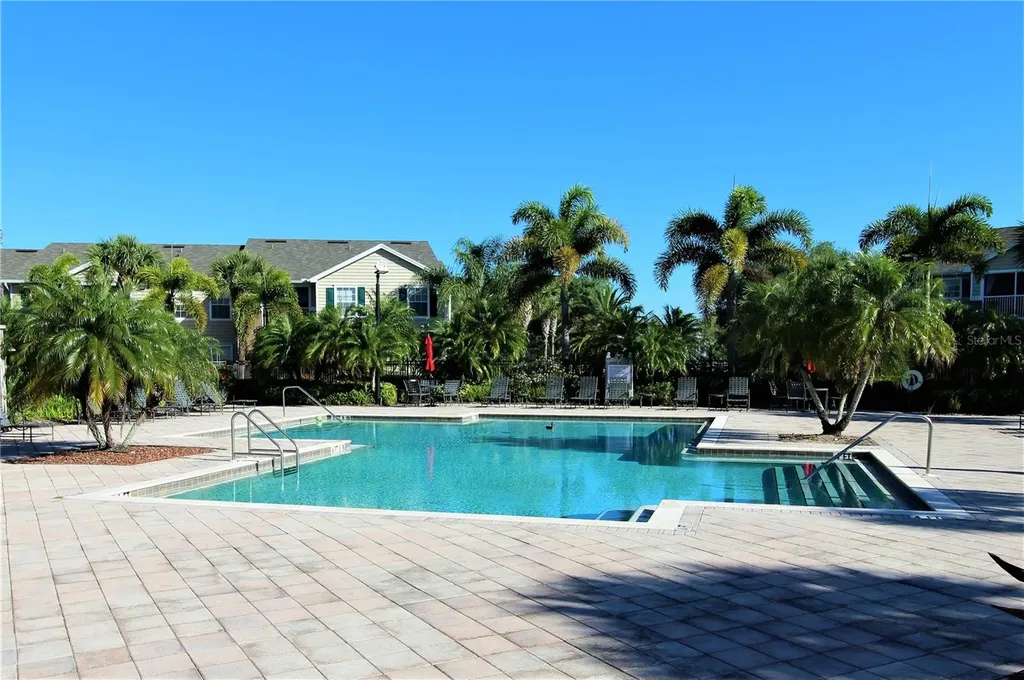 8905 Manor Loop Bradenton FL 34202