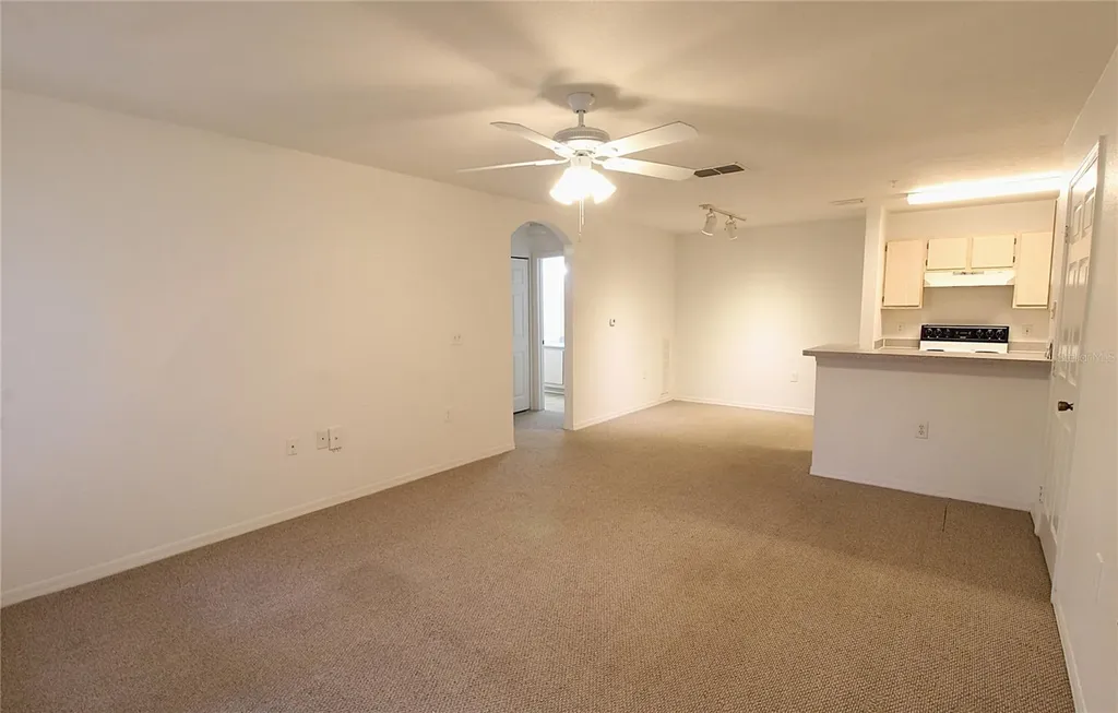 8905 Manor Loop Bradenton FL 34202