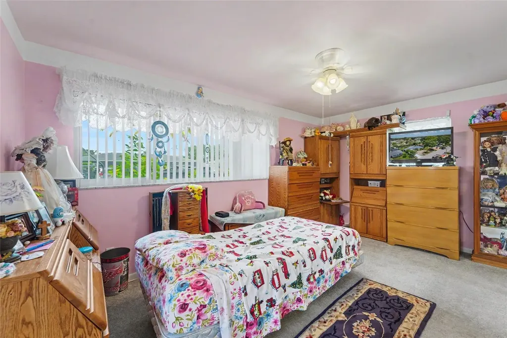 9735 50th Avenue N Madeira Beach FL 33708