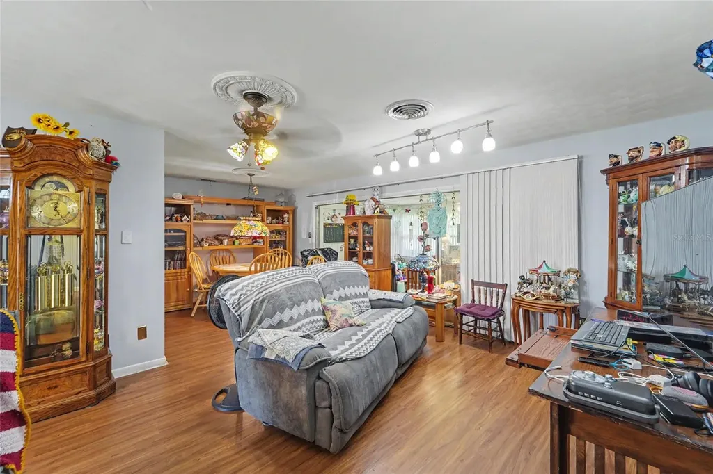 9735 50th Avenue N Madeira Beach FL 33708