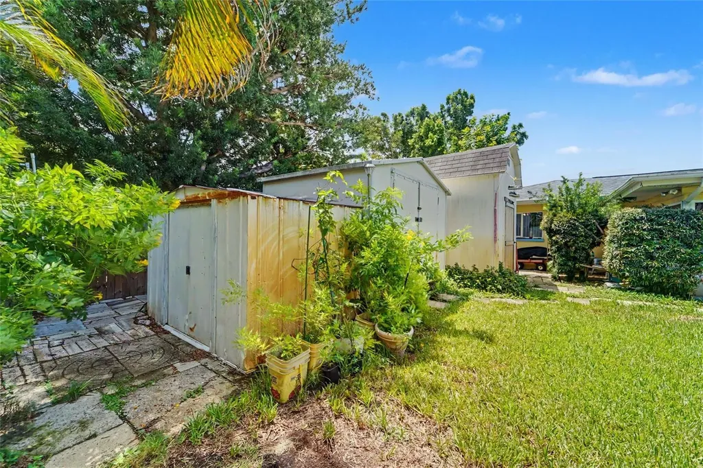 9735 50th Avenue N Madeira Beach FL 33708