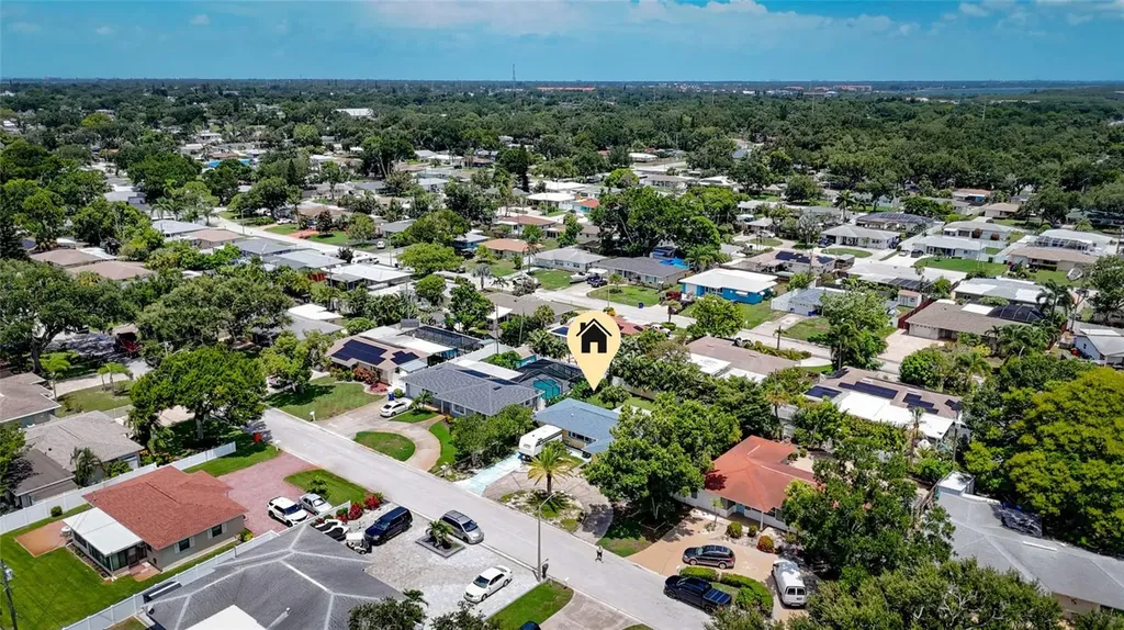 9735 50th Avenue N Madeira Beach FL 33708
