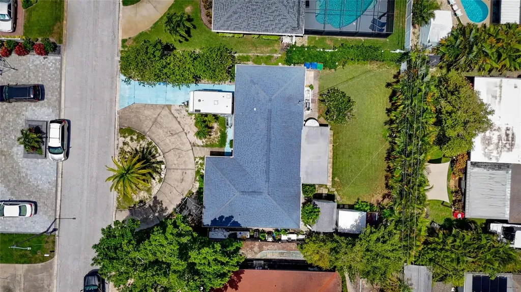 9735 50th Avenue N Madeira Beach FL 33708