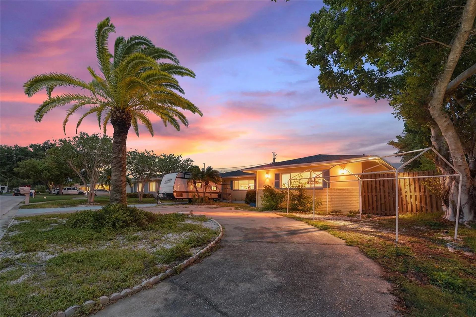 9735 50th Avenue N Madeira Beach FL 33708