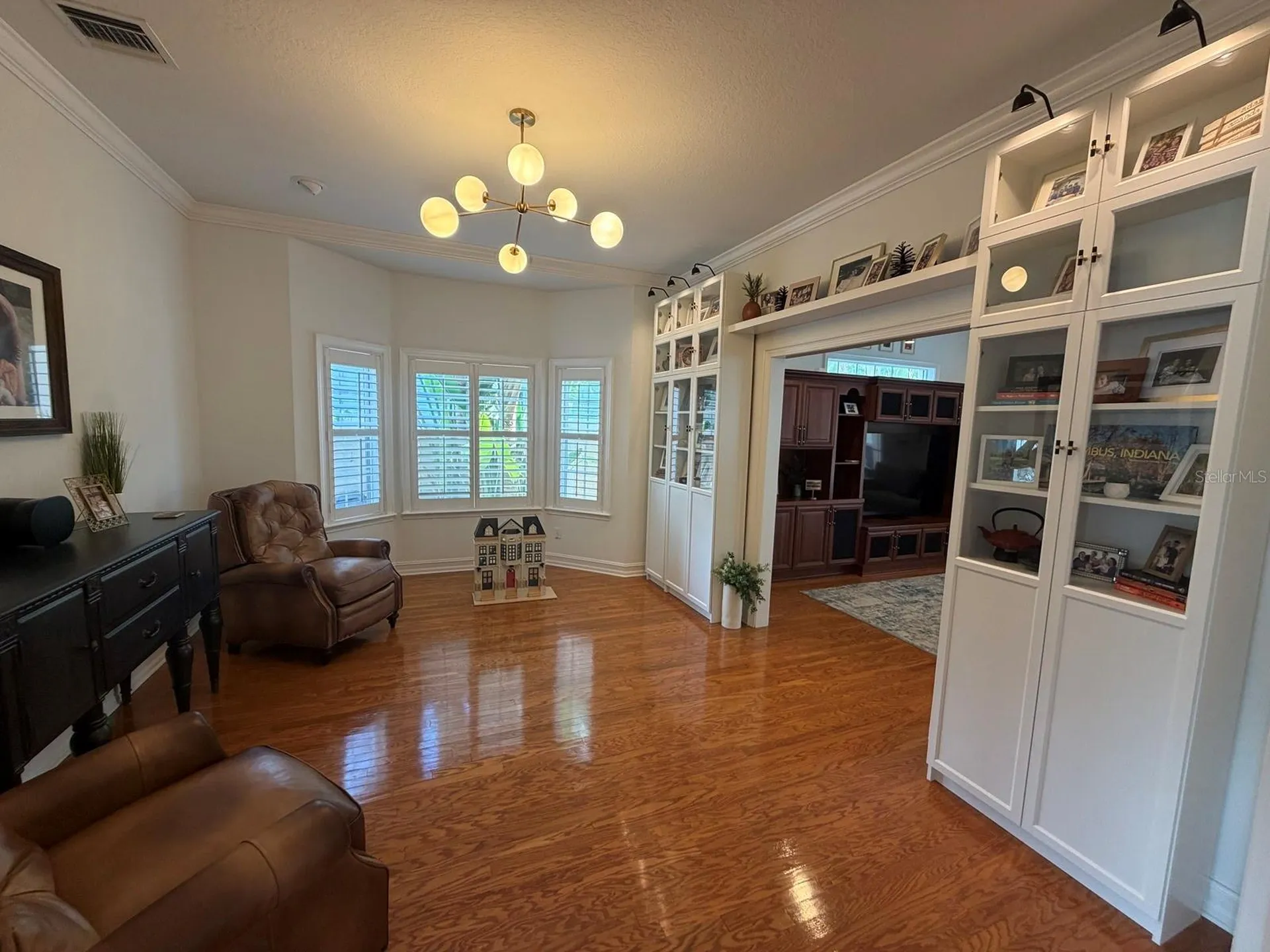 2301 S Hale Avenue Tampa FL 33629