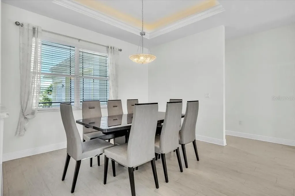 2918 SE 10th Place Cape Coral FL 33904
